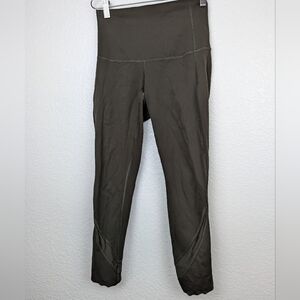 Lululemon Wunder under high rise crop scallop dark olive green 23" size 4